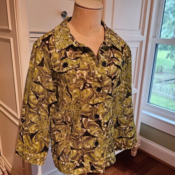 Christopher & Banks Green & Black Top, Size Small Button Up Long Sleeves - Picture 7 of 7